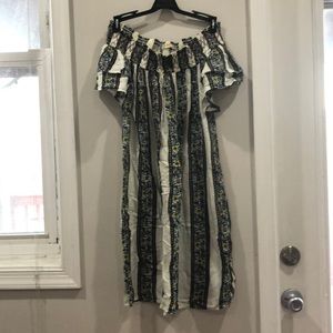 Altar’d state off the shoulder flower dress size s